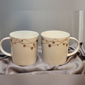 Pair of Starbucks Christmas Coffee Mug New Bone China Porcelaine Anglaise Neuve